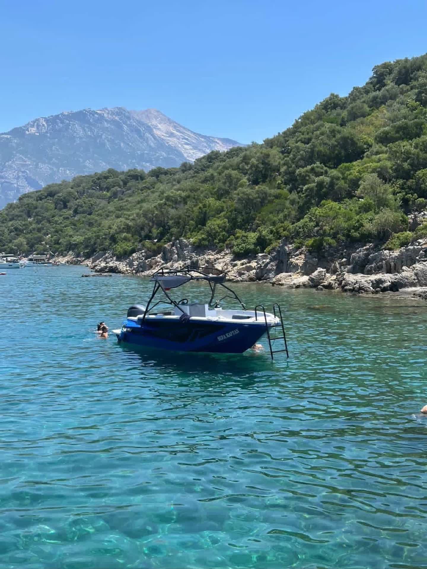 Speedboat Blue Lagoon